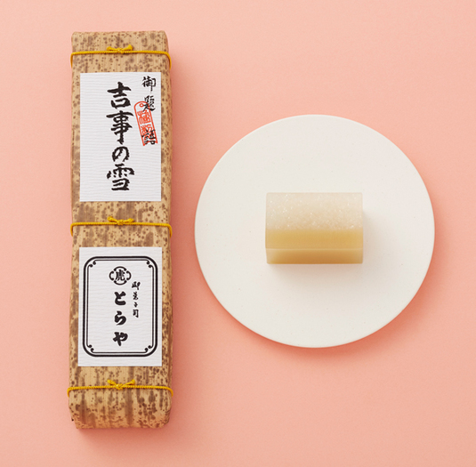 虎屋 とらや 【特別販売】干支羊羹 琥珀製『馬疾風』1本入 2点おまとめ 新品 虎屋 とらや 【特別販売】干支羊羹 琥珀製『馬疾風』1本入 2点お