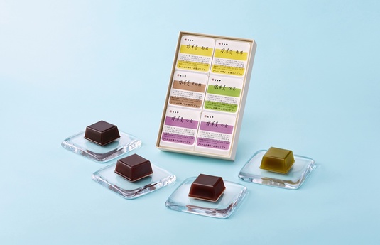 お母さんへ感謝の贈りもの、初夏の訪れ | お知らせ | 株式会社 虎屋